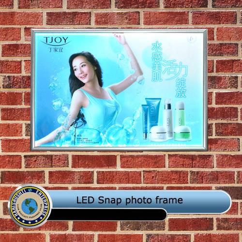 led snap frame